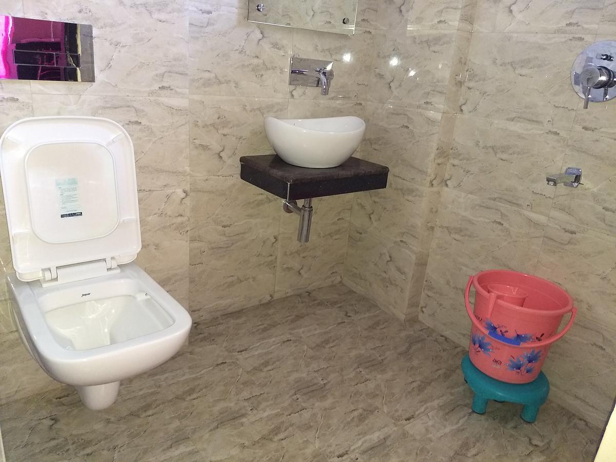 Hotel Reyansh Tanakpur Екстер'єр фото