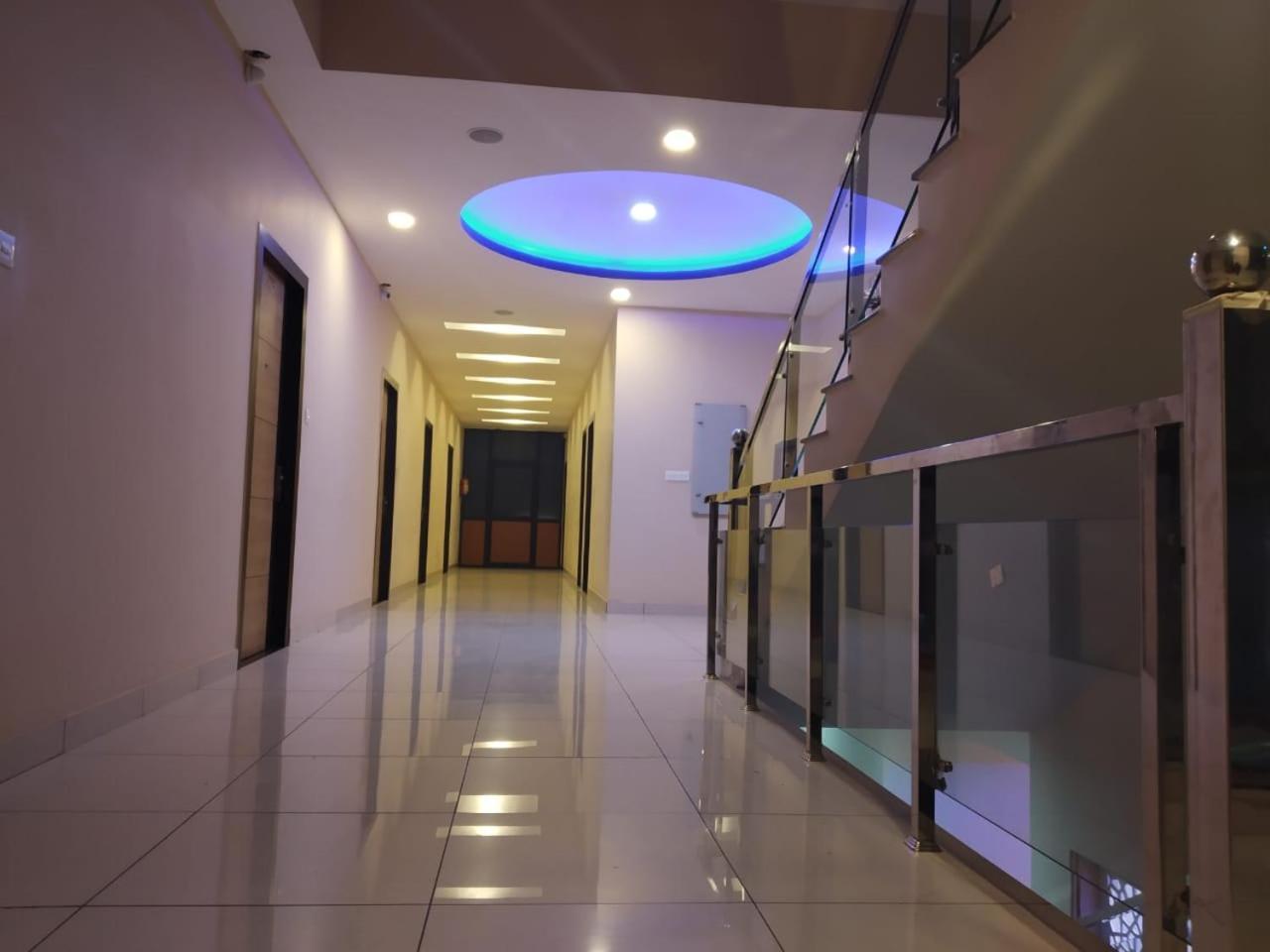 Hotel Reyansh Tanakpur Екстер'єр фото