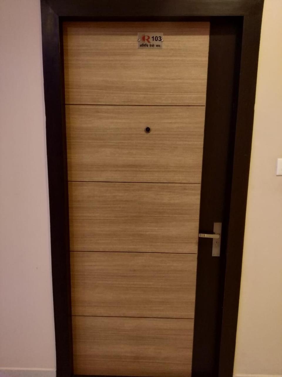 Hotel Reyansh Tanakpur Екстер'єр фото