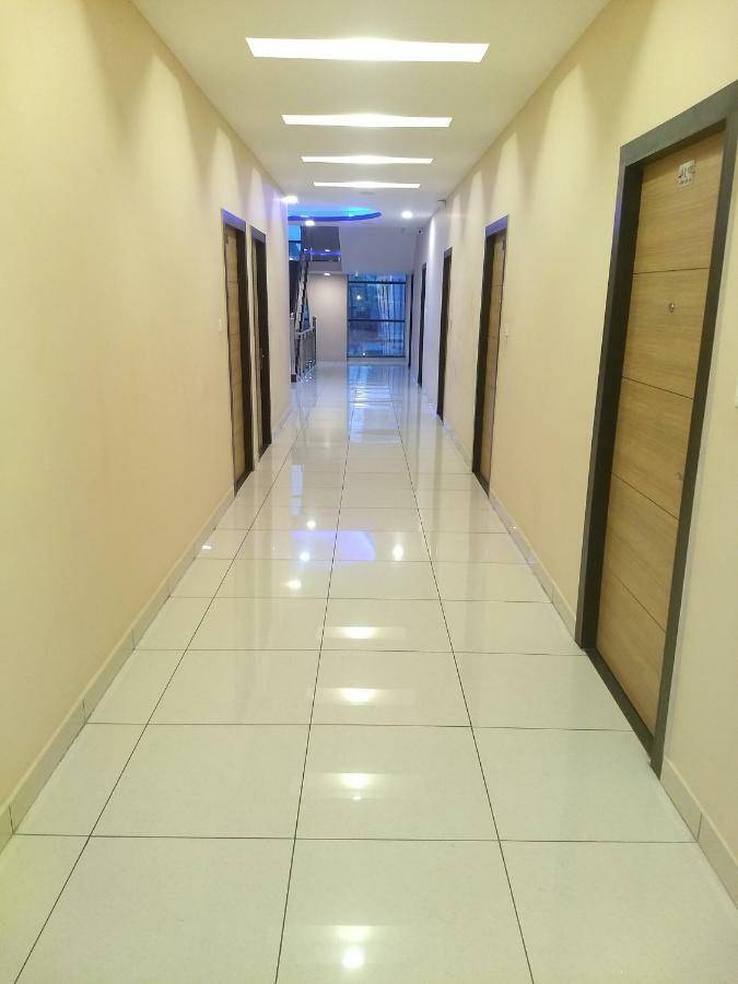Hotel Reyansh Tanakpur Екстер'єр фото