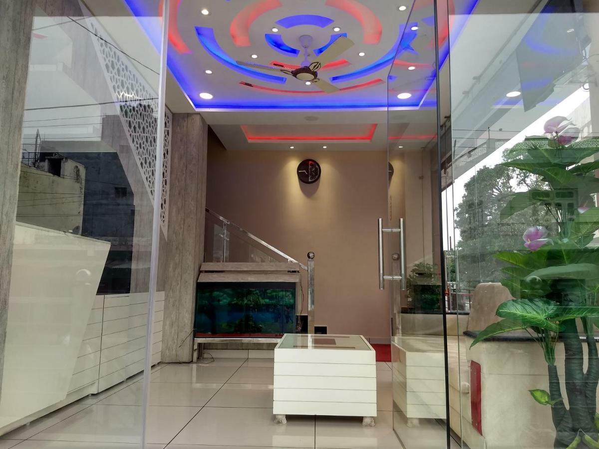 Hotel Reyansh Tanakpur Екстер'єр фото