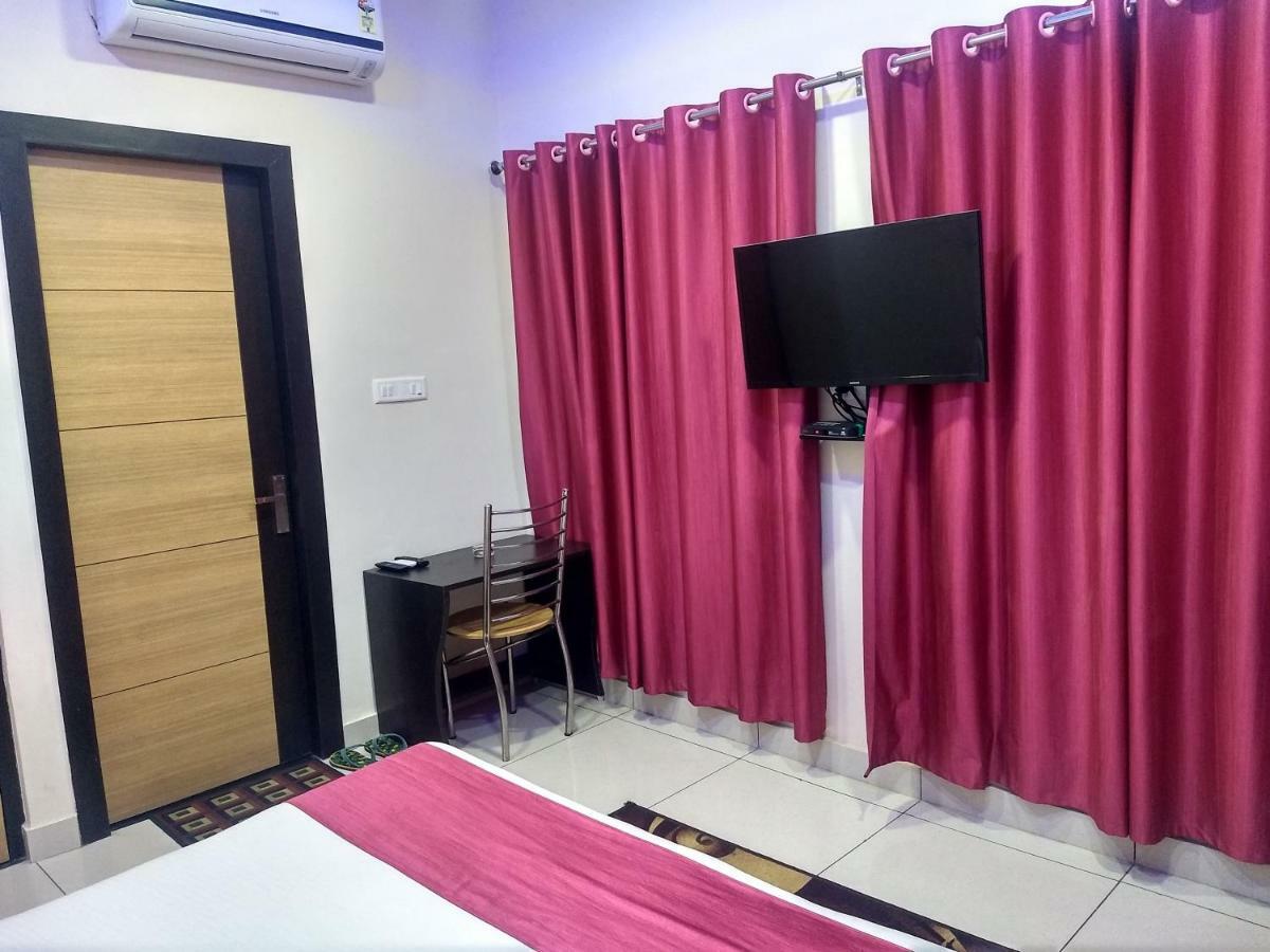 Hotel Reyansh Tanakpur Екстер'єр фото